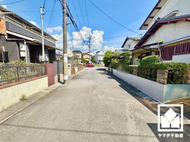 伏見区久我御旅町の前面道路含む現地写真
