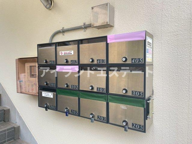 セタガヤフラット　内装フルリフォーム　独立洗面台　事務所相談のその他共用部分