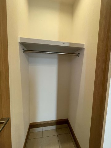 二の宮2丁目戸建ての収納|玄関横の土間収納