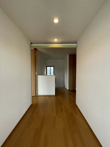 二の宮2丁目戸建ての内装|2階ホールスペース　部屋干しもできますので、天気の悪い日でも重宝します。