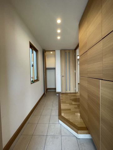 二の宮2丁目戸建ての玄関