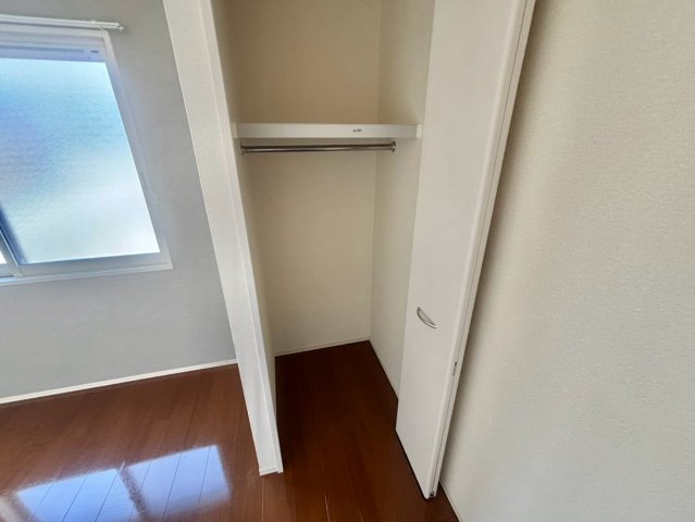 クローバー・シャトレの外観