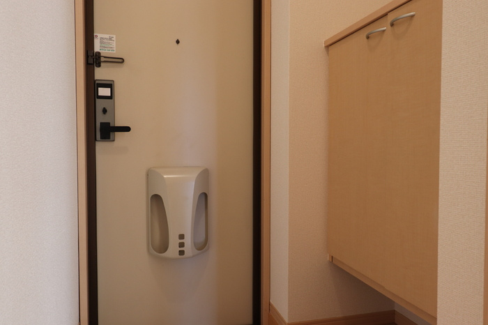 アンプルールA棟の玄関|ゆったりとした玄関です