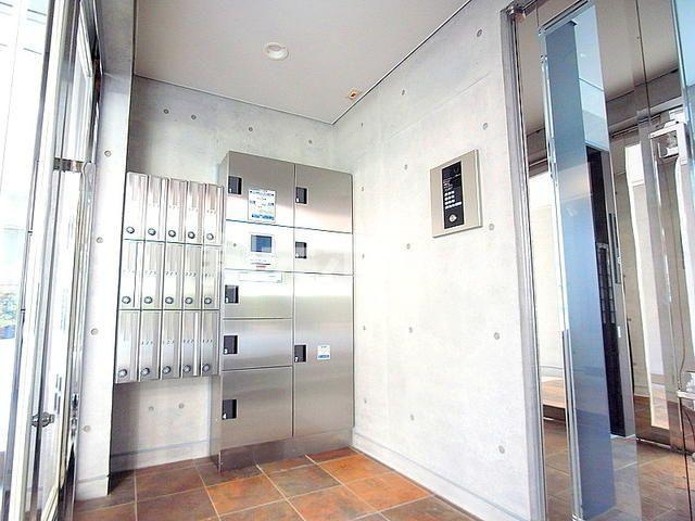 ＨＡＹＡＫＡＷＡ　ＣＯＵＲＴ　ＥＡＳＴ　　ハヤカワコートイーストのロビー