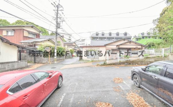 ヴィラフォレストAの駐車場