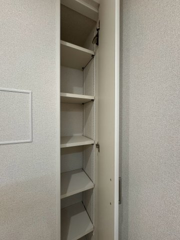 ネイビーコートの設備|食洗器付き！手洗いでは使用できない高温や高圧水流で効果的に効率的に汚れを落とすのでタイパ重視方には特におすすめの設備♪