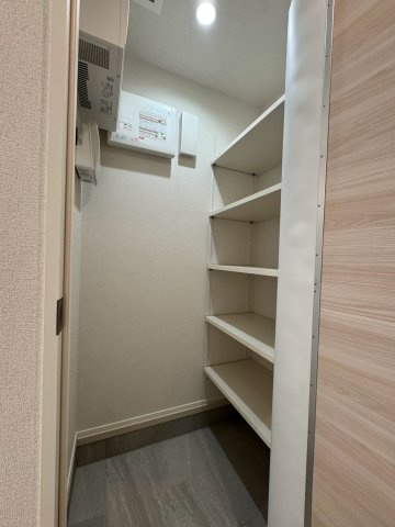 ネイビーコートのその他共用部分|屋外ラウンジでママ友たちとの情報交換も♪