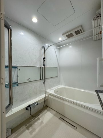 ネイビーコートのその他共用部分|利便性の高いエレベーター付き♪ベビーカーや大荷物も安心♪