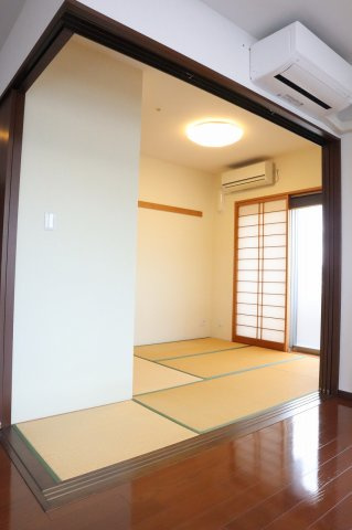 アビタシオン沖浜ラディアンスの和室