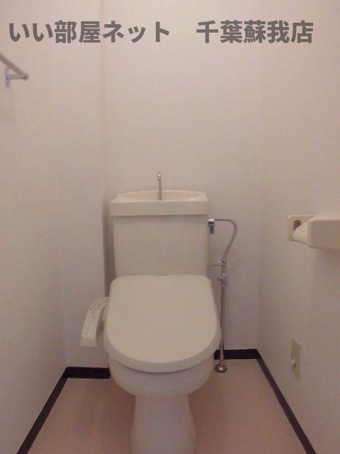 シャリオールのトイレ|清潔感のあるトイレです