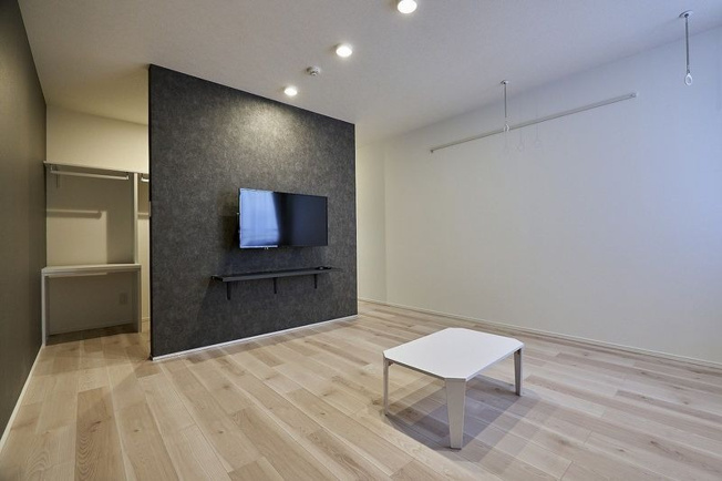 【居間・リビング】 | レオパレス新築６０６６９ | ※同タイプの参考写真です