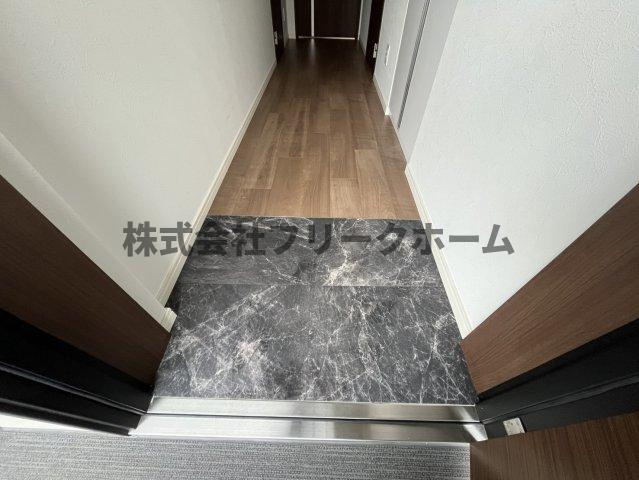 THE PALMS 三鷹の玄関