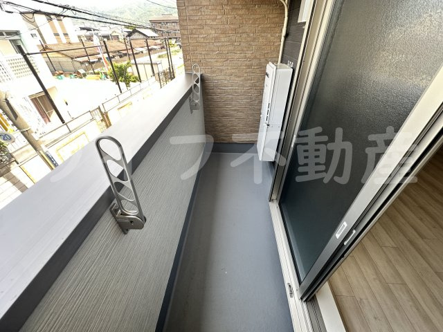 フジパレス東花園イーストのバルコニー