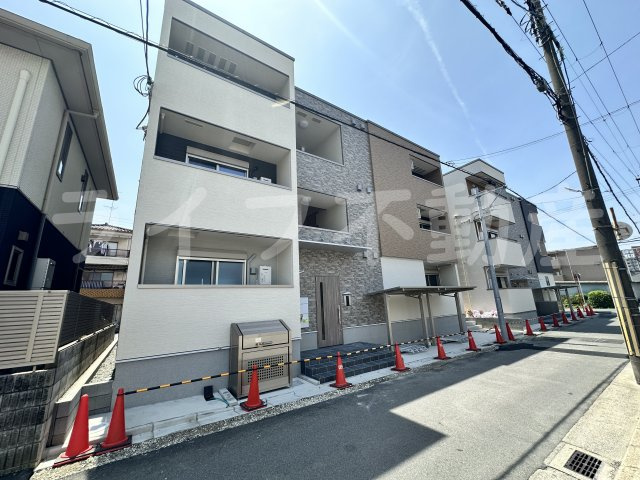 フジパレス東花園イーストの外観