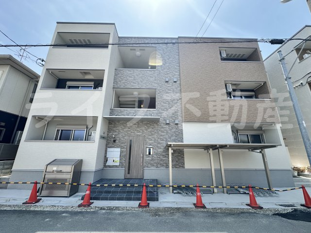 フジパレス東花園イーストの外観