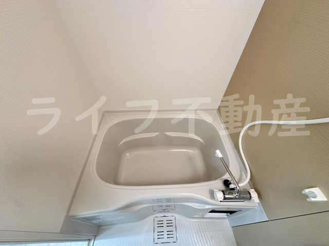 フジパレス東花園イーストの浴室