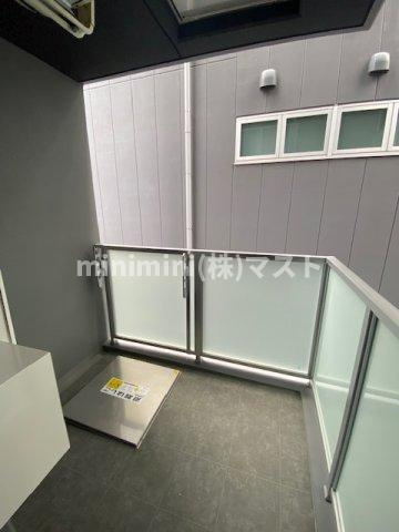 大阪市中央区瓦町２丁目の賃貸マンションのバルコニー