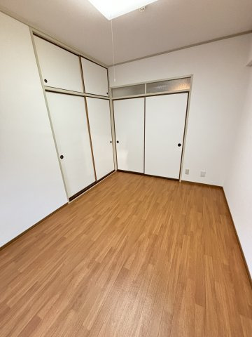 【寝室】 | 上新庄グランドハイツ北