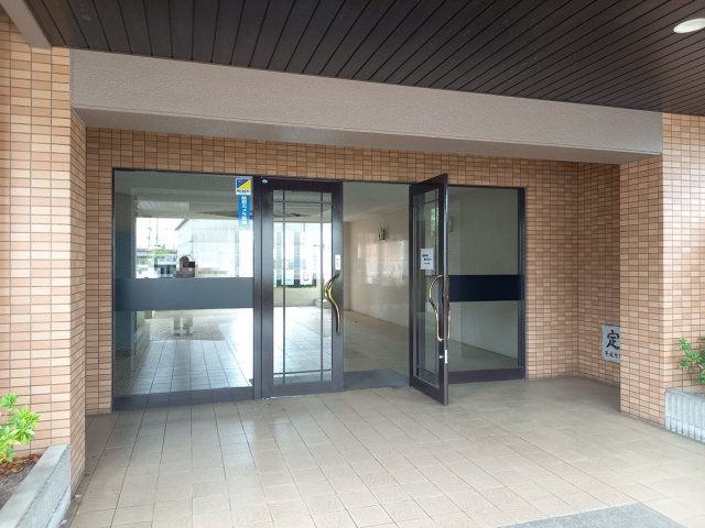 【エントランス】グランコートさいII番館
