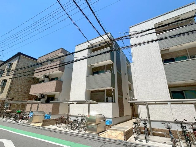 レシェンテ江坂の外観
