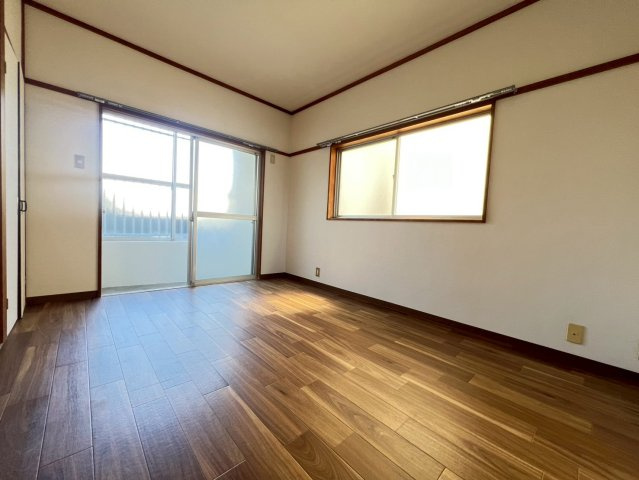 第三岡部コーポの内装