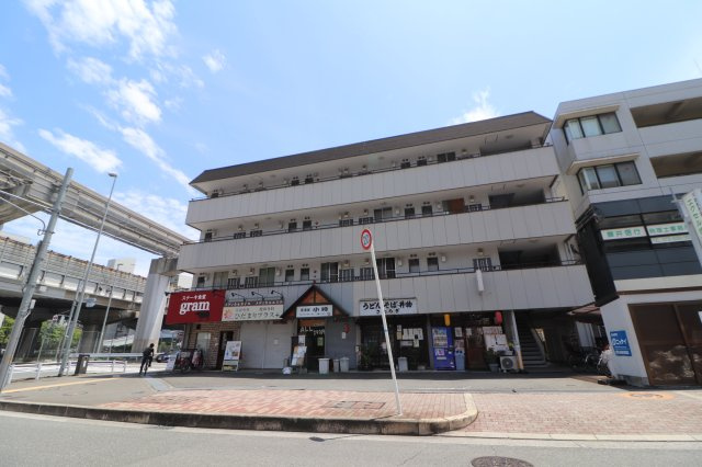 奥野マンションの外観