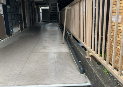 【その他共用部分】 | 大銀マンション | 共用部分は、一棟の建物に住む区分所有者全員が共同で所有するとし、共用部分の管理、補修などは、区分所有者で形成される管理組合が行います。個人の判断で勝手に変更することはできませんので覚えておきましょう。