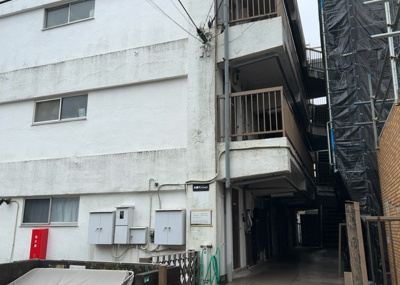 【現況写真】 | 大銀マンション | 景色重視でお家選ぶをするとスーパーが遠い！学校が遠い！など生活をするうえで利便性で困ることもあります。まず一度現地を見学する際に、周辺の施設などがあるかを確認し、暮らし始めた後のことを想像しましょう。