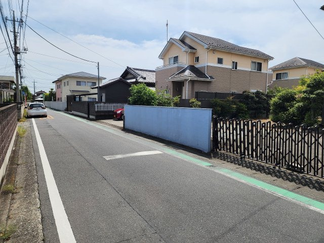 高崎市浜尻町売地の前面道路含む現地写真