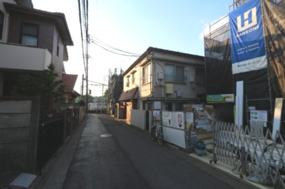 【MIRASUMO】小平市花小金井南町329①の外観|リビングイン階段と対面式キッチン。家族の自然なふれあいを重視したプラン♪
