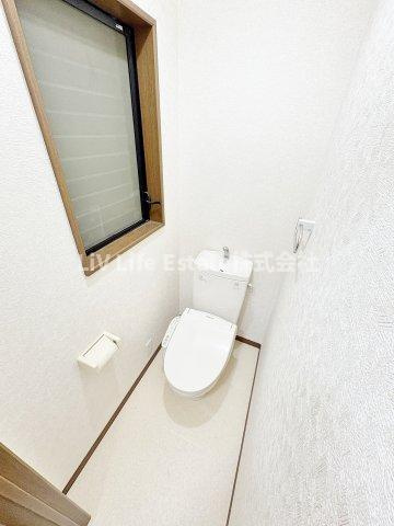 秋津町５丁目一戸建貸家（１）のトイレ