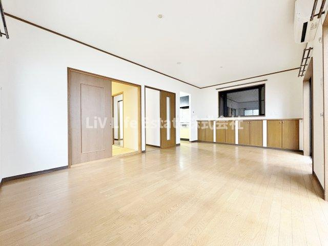 秋津町５丁目一戸建貸家（１）の居間・リビング