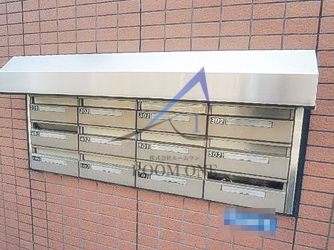 ダブルキュービックのその他共用部分|集合ポストです。