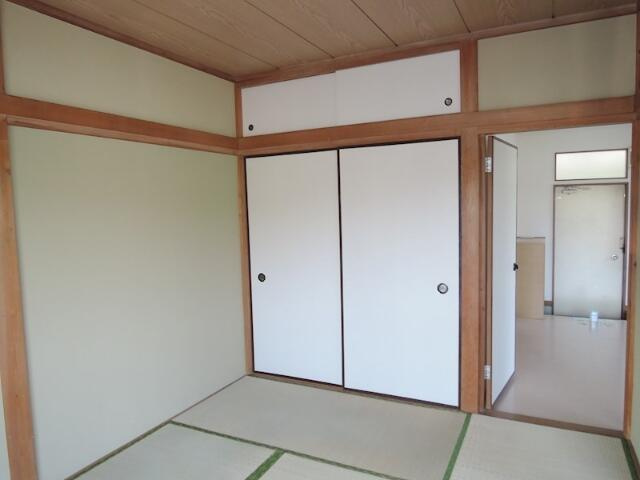 川崎市多摩区菅馬場１丁目のアパートの和室