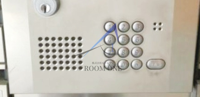 レ　シャンブル　ヴァレのセキュリティ|オートロックです。