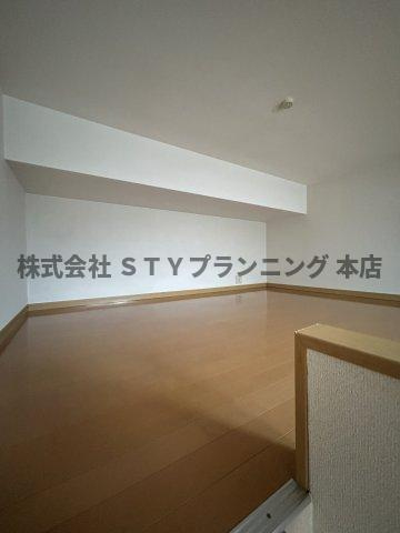 仲介手数料０円！プチ・メゾン・ド・クローバーの洋室