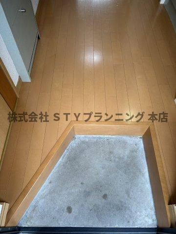 仲介手数料０円！プチ・メゾン・ド・クローバーの玄関