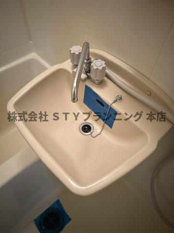 仲介手数料０円！プチ・メゾン・ド・クローバーの洗面所
