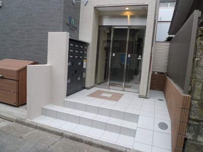 【エントランス】 | ウェルスクエア中野