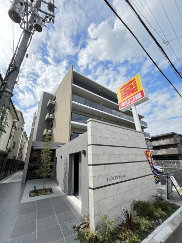 【エントランス】トリニティ豊中本町 