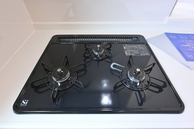 【キッチン】 | 大泉第16寄木戸　一建設 | 料理が効率よくできる3口コンロ