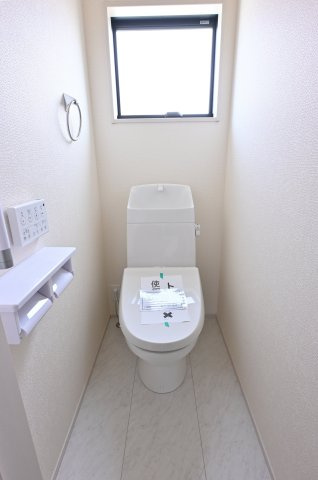 【トイレ】 | 大泉第16寄木戸　一建設 | 2階にもトイレがあり忙しい朝も安心