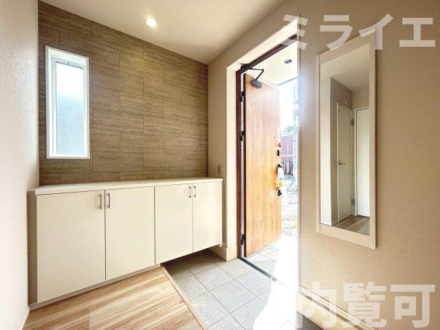 【新築戸建】札幌市北区北26条西16丁目1棟の玄関|同仕様物件