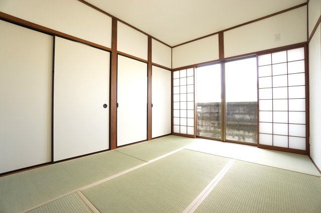 岐阜市鏡島の和室|1F約6帖の和室となります♪