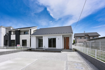 【外観】 | 一建設　大泉第16寄木戸 | 日当たりの良い平屋のお家♪敷地面積も広々で駐車場も並列３台駐車可能！