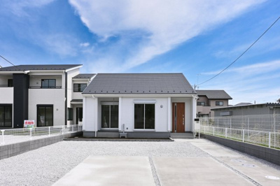 【外観】 | 一建設　大泉第16寄木戸 | 正面から見ても明るく素敵なお家です♪
