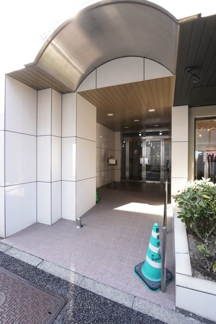 ロイヤルパレス原宿のエントランス