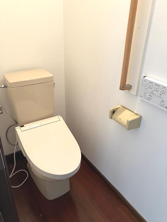三田戸建のトイレ