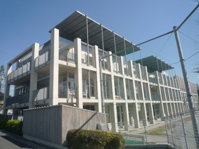 川口市立戸塚南小学校まで700m