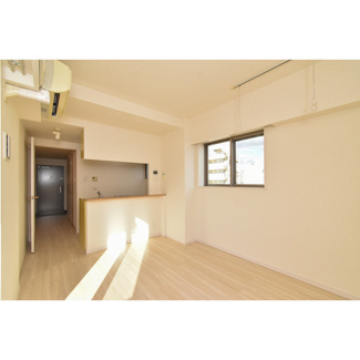  | Gramercy Nipponbashi